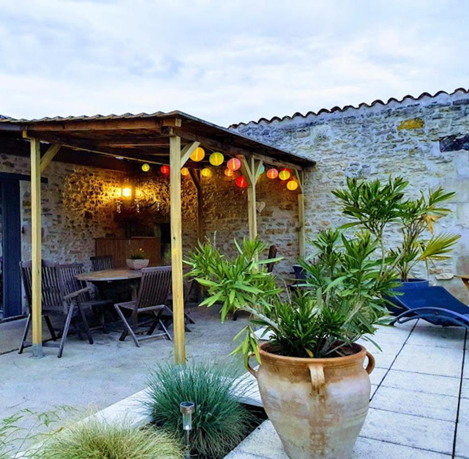 Mas De La Pinière Bed and Breakfast Mauprévoir Buitenkant foto
