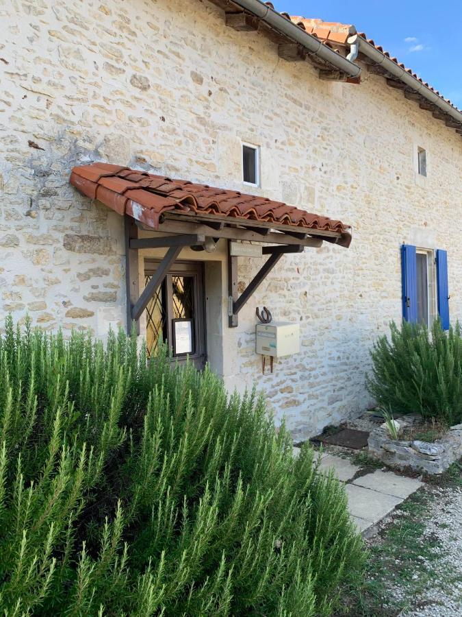 Mas De La Pinière Bed and Breakfast Mauprévoir Buitenkant foto